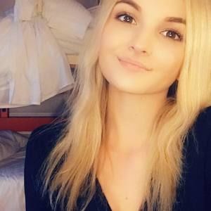 Meet your Posher, Liza